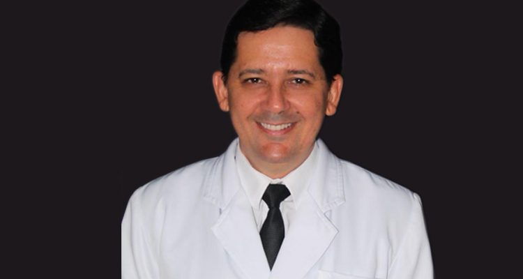 Dr Claudio Sampaio - VIlas Dental CLinic